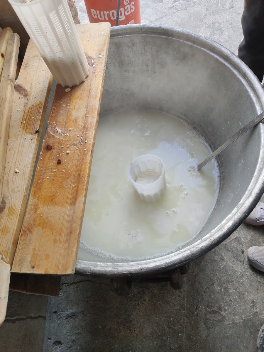 Sofia And Andreas Traditional House-5